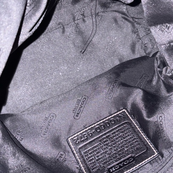 Coach Black Leather Bag with Gray Stitching - Picture 4 of 4